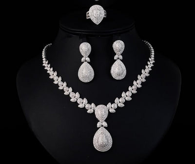 Luxury Shinning Cubic Zircon 4 piece Set Jewelry For Women Hot Selling Necklace&bracelet&earrings Jewelry Sets
